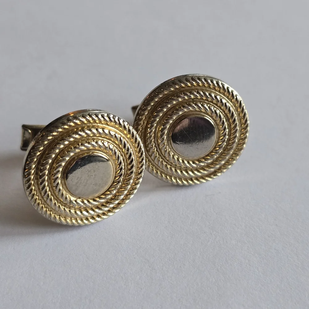 Vintage round cuff links faded gold tone metal circle cufflinks mens jewelry